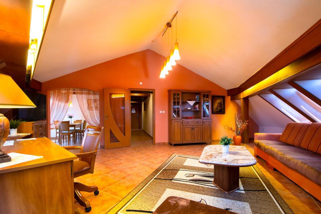 Spa & Wellness Hotel Orchidea Veľký Meder Dış mekan fotoğraf