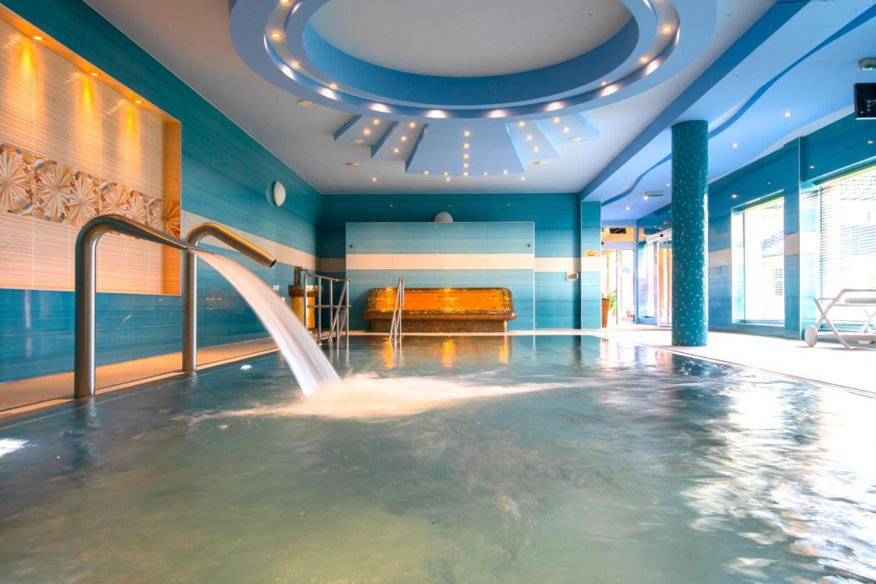 Spa & Wellness Hotel Orchidea Veľký Meder Dış mekan fotoğraf