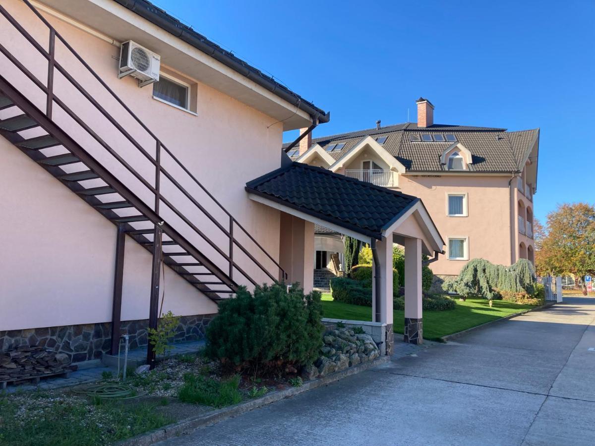 Spa & Wellness Hotel Orchidea Veľký Meder Dış mekan fotoğraf